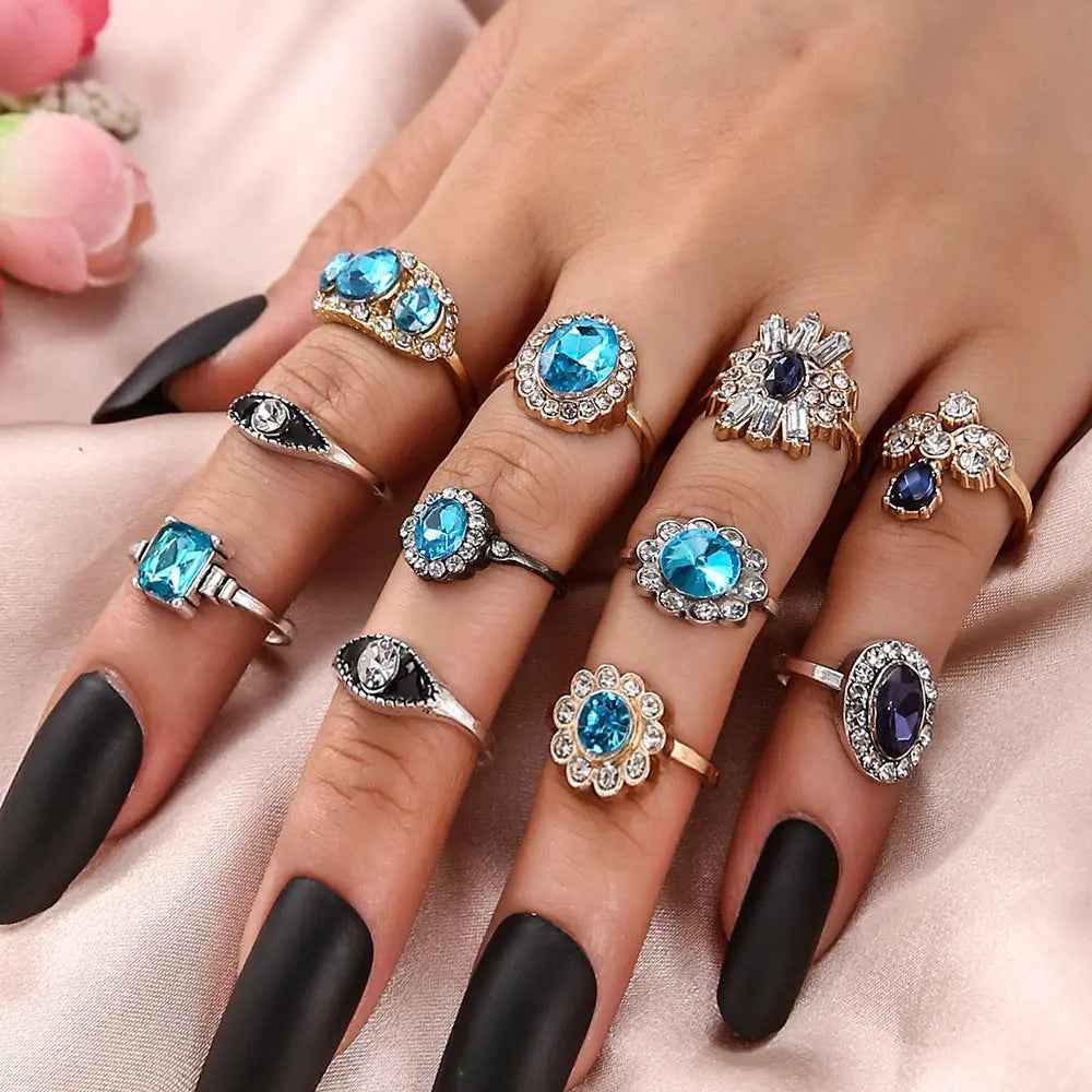 Women's Vintage Water Drop Diamond Ring Suit - Norellé