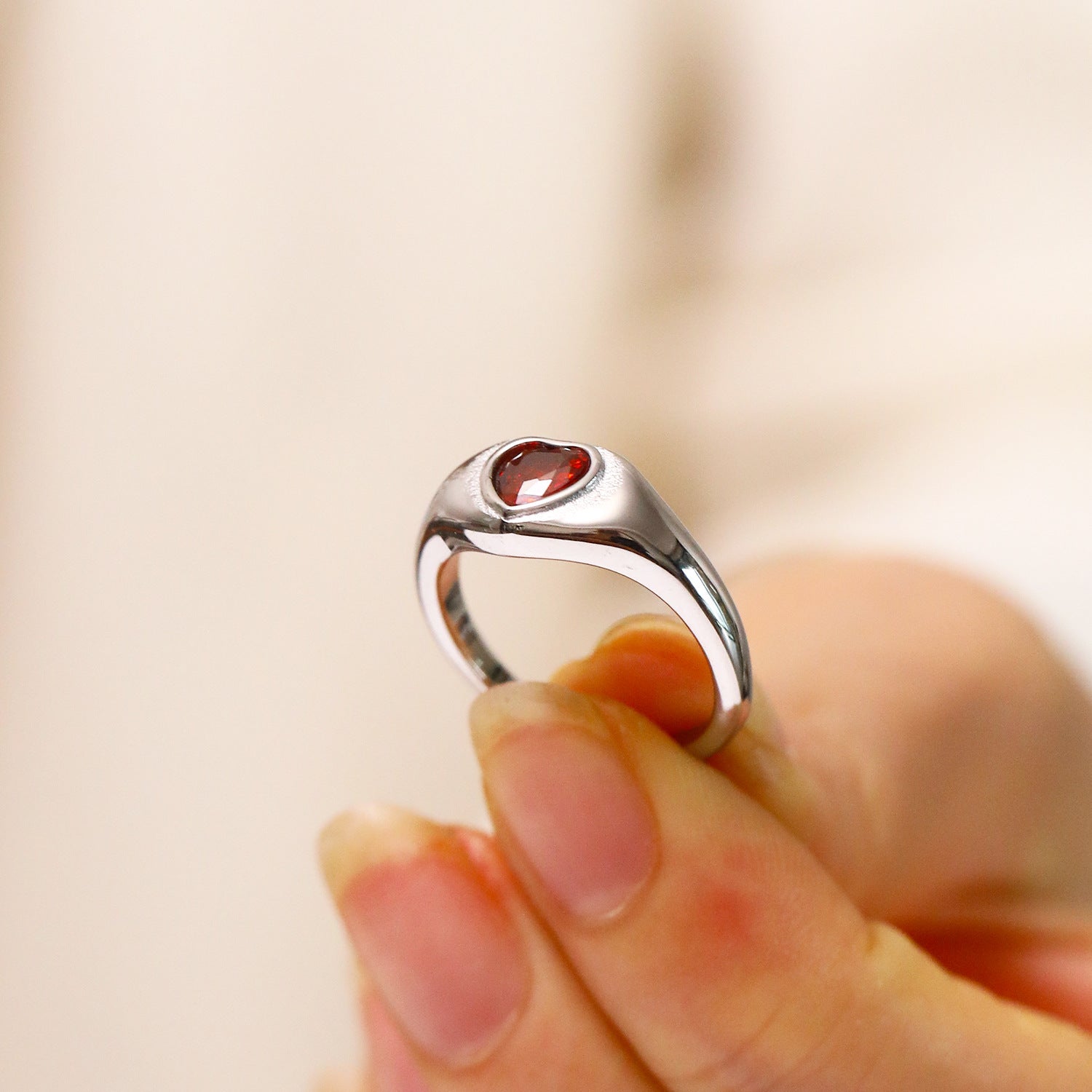Design Heart-shaped Inlaid Zircon Titanium Steel Ring For Women - Norellé