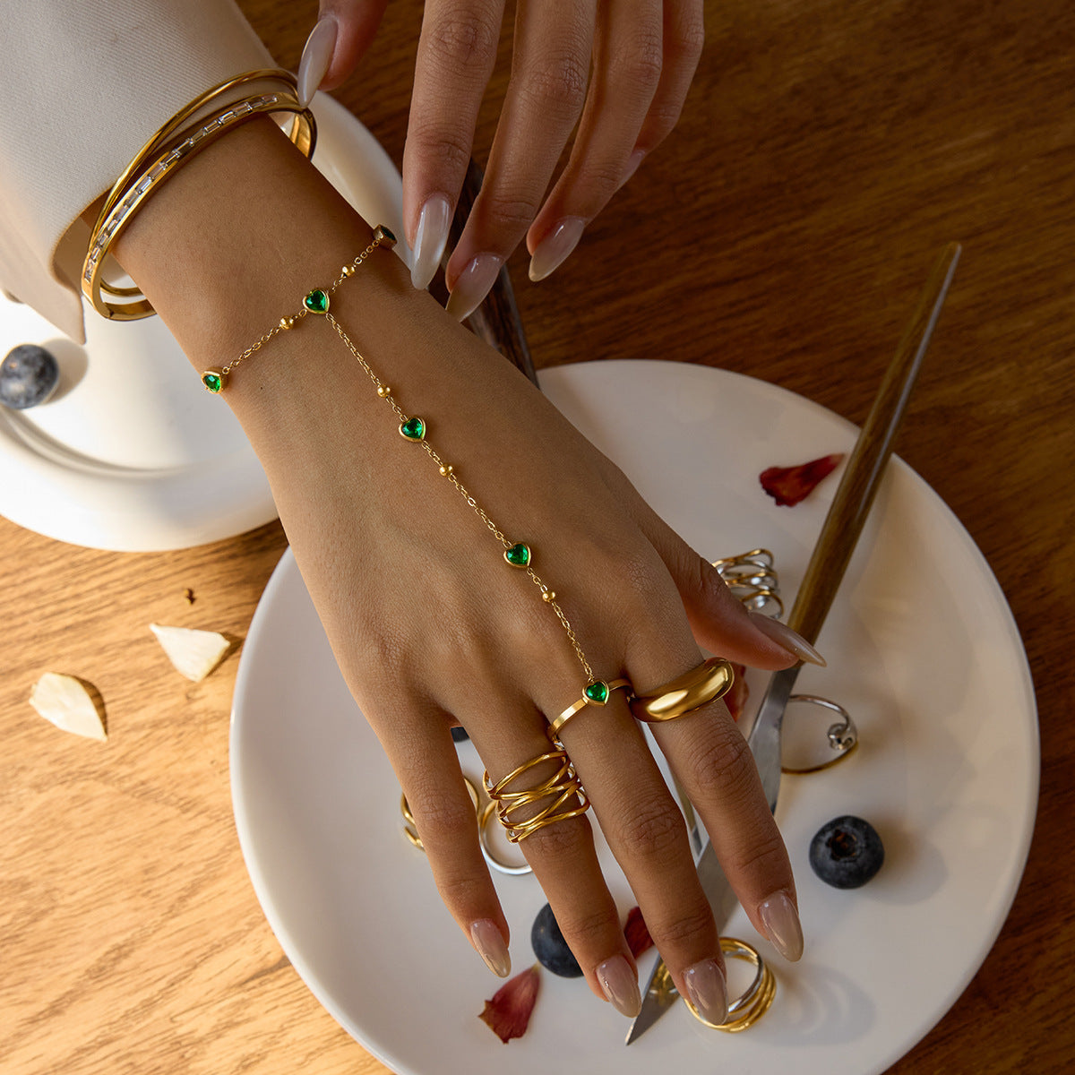 Stainless Steel Mitten-type Bracelet Female Special-interest Design - Norellé