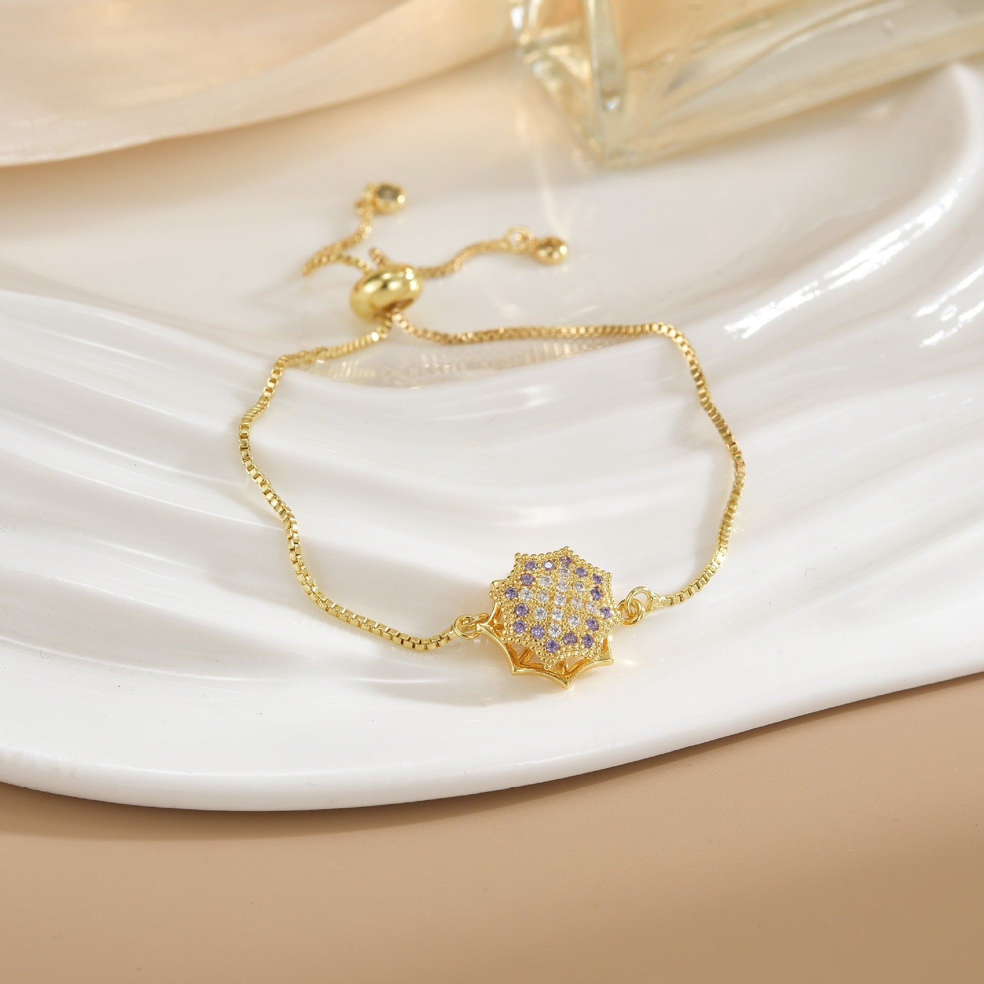 Simple Rotatable Flower Color-preserving Pure Copper Gold-plated Bracelet - Norellé