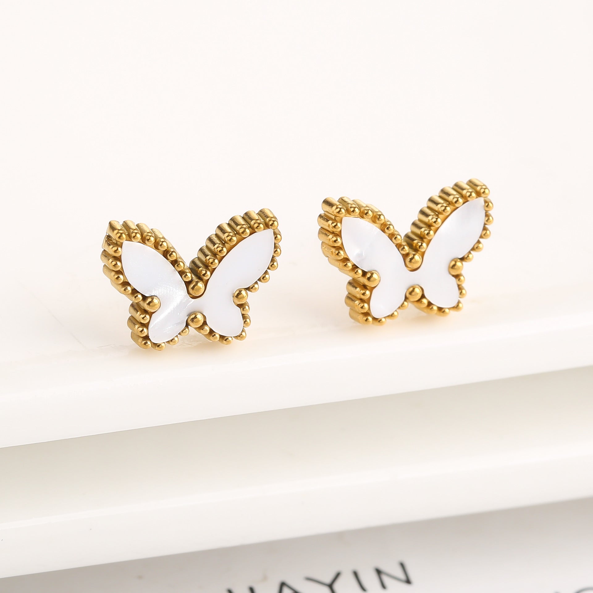 Simple Fashion Personality Temperament Butterfly Necklace - Norellé