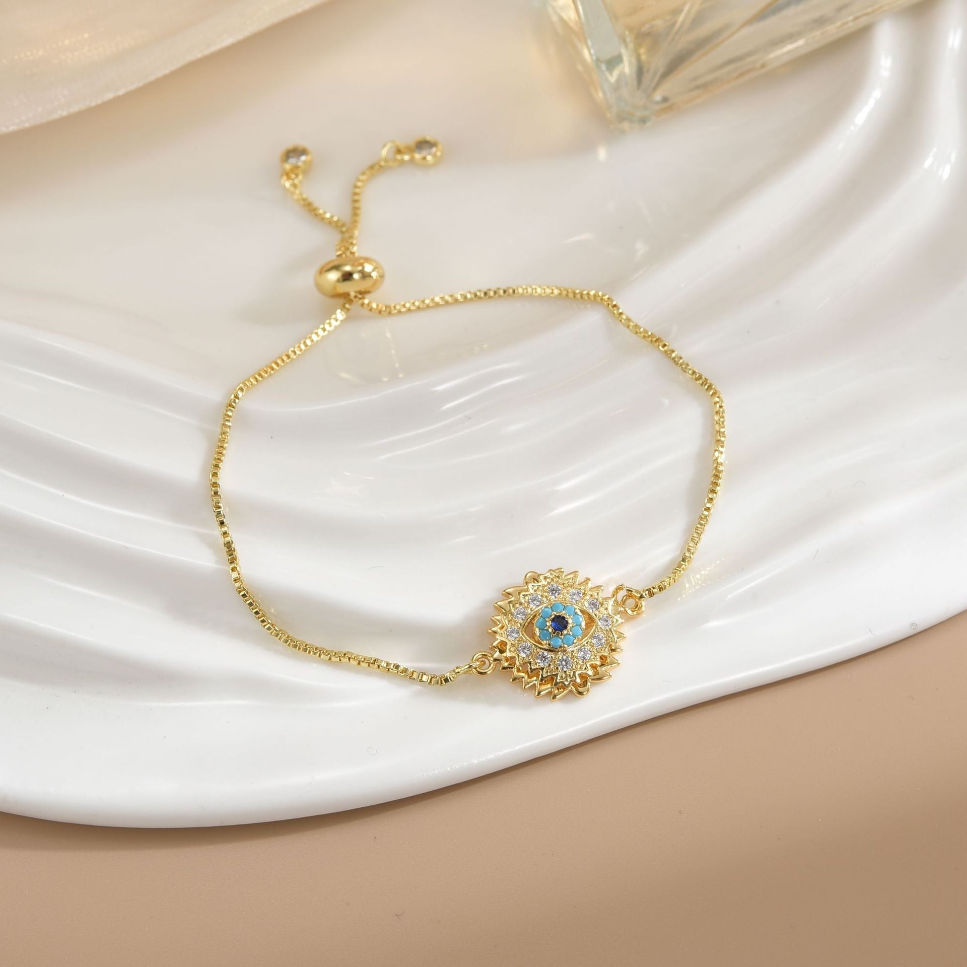 Simple Rotatable Flower Color-preserving Pure Copper Gold-plated Bracelet - Norellé