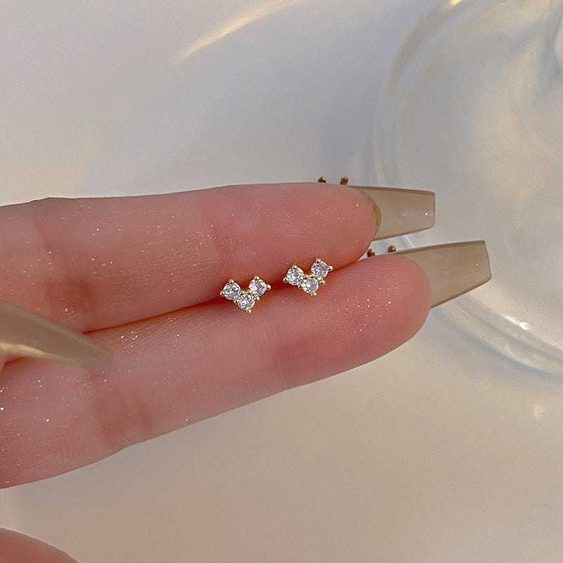 Gentle And Versatile Temperament Commuting Earrings - Norellé