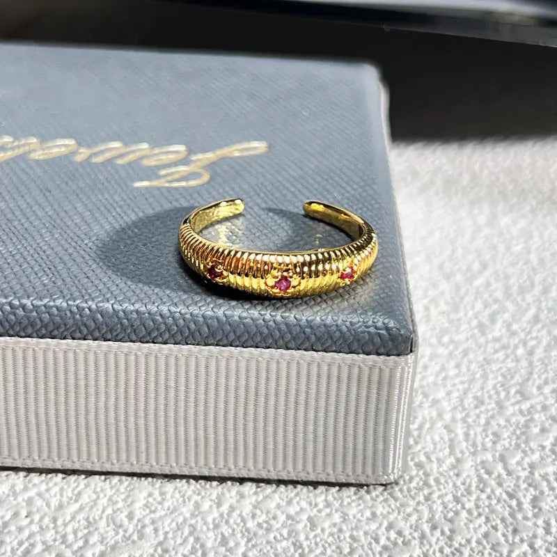 French Rose Zircon Light Luxury High-grade Ring - Norellé