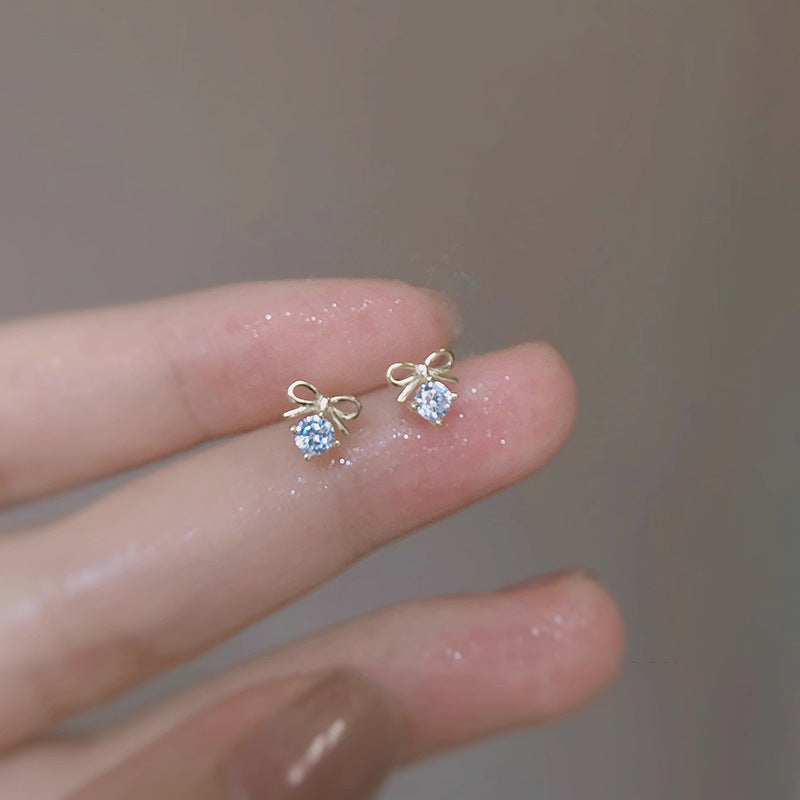 Gentle And Versatile Temperament Commuting Earrings - Norellé