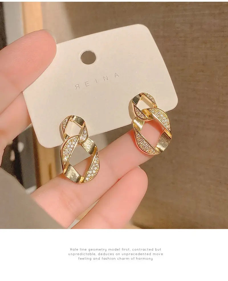 Diamond Micro-inlaid Female Ear Rings