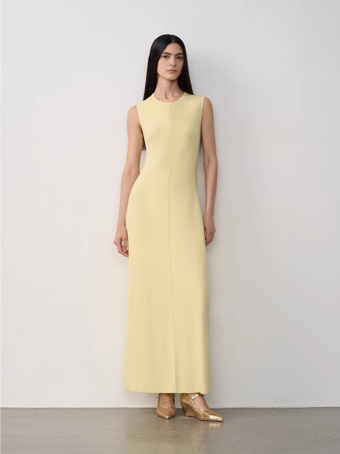 Limited Edition Baslan Merino Wool Extra Long Sleeveless Knit Dress - Norellé