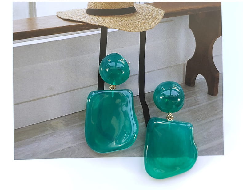 Metallic Texture Transparent Resin Earrings