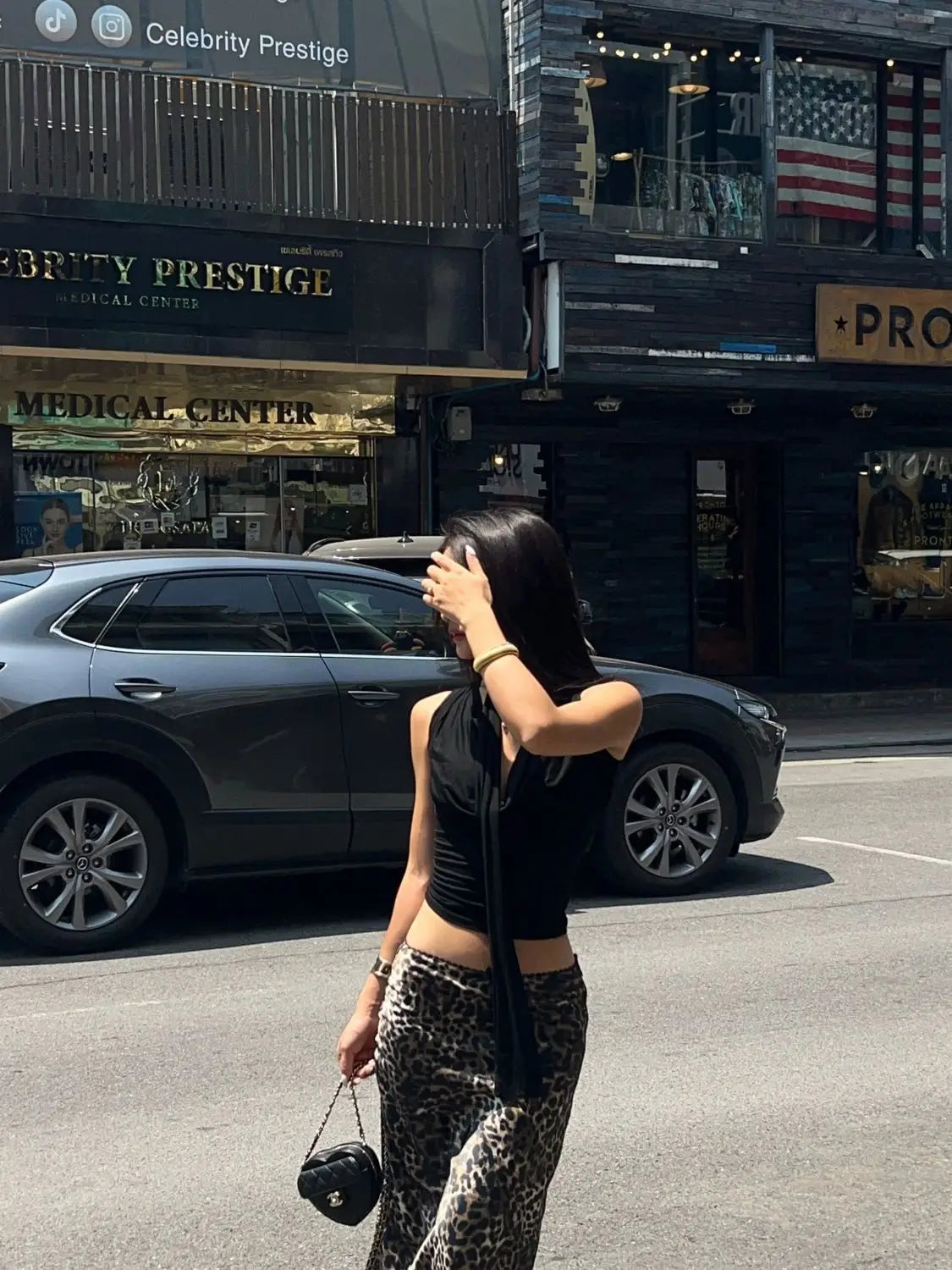 Slim Fit Slimming Swing Collar Design Blouse