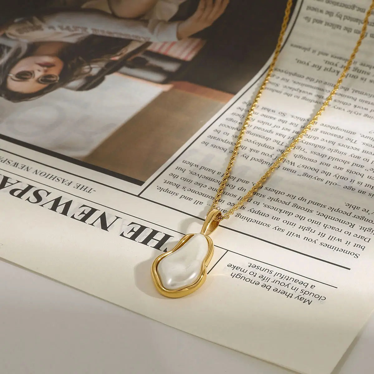 Stainless Steel Pearl Necklace Female Niche