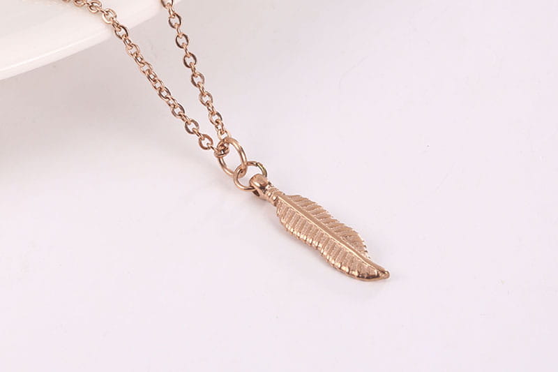 Simple Titanium Steel Clavicle Chain Leaf Pendant Long Necklace