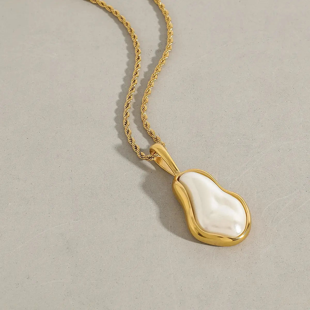 Stainless Steel Pearl Necklace Female Niche