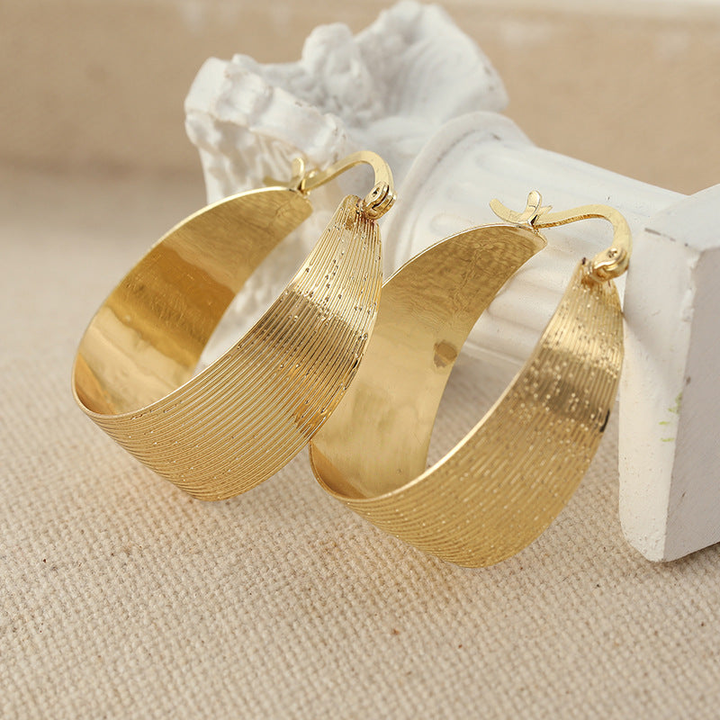 Copper Material Graceful Personality Simple Earrings - Norellé