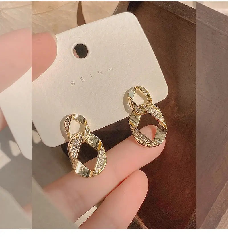 Diamond Micro-inlaid Female Ear Rings