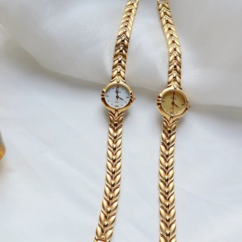 Retro Minority Round Senior Placer Gold Bracelet Women's All-match Small Gold Watch - Norellé