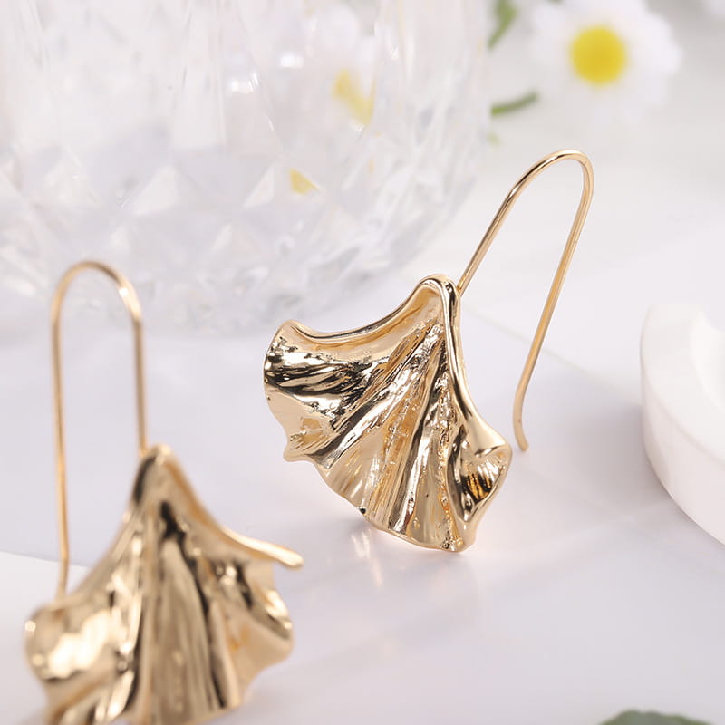 Exaggerated Ginkgo Leaf Golden Metal Alloy Earrings