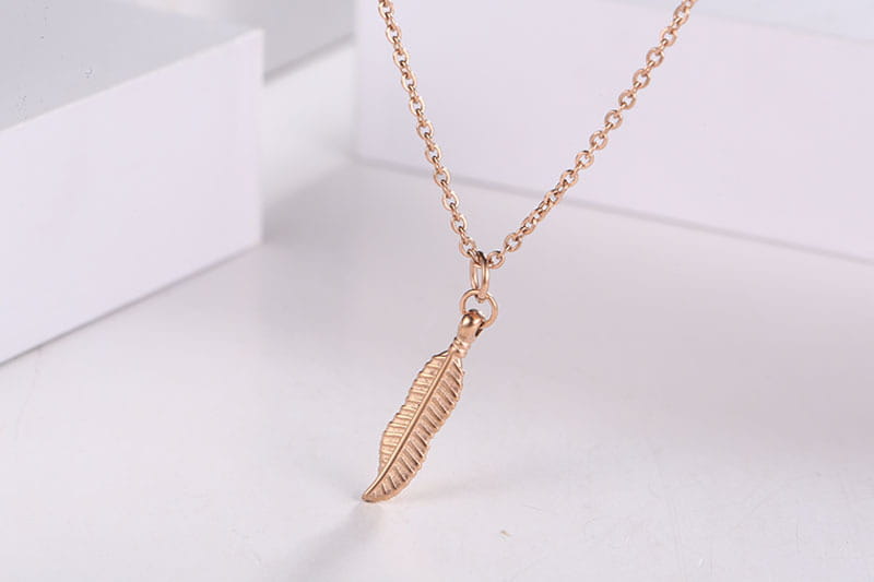 Simple Titanium Steel Clavicle Chain Leaf Pendant Long Necklace