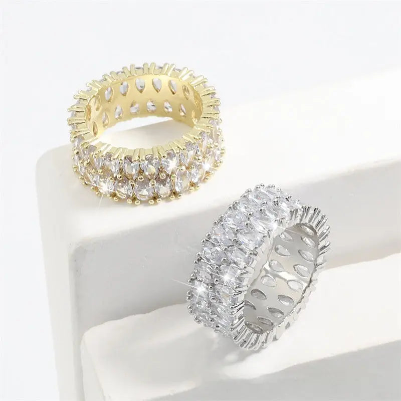Irregular Gem With High Diamond And Full Ring - Norellé