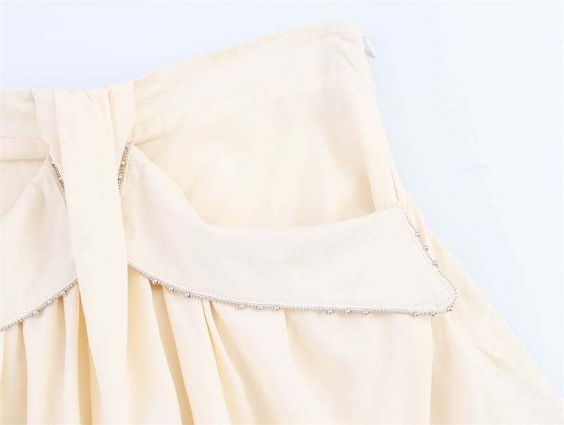 Laminated Decoration Short Skirt