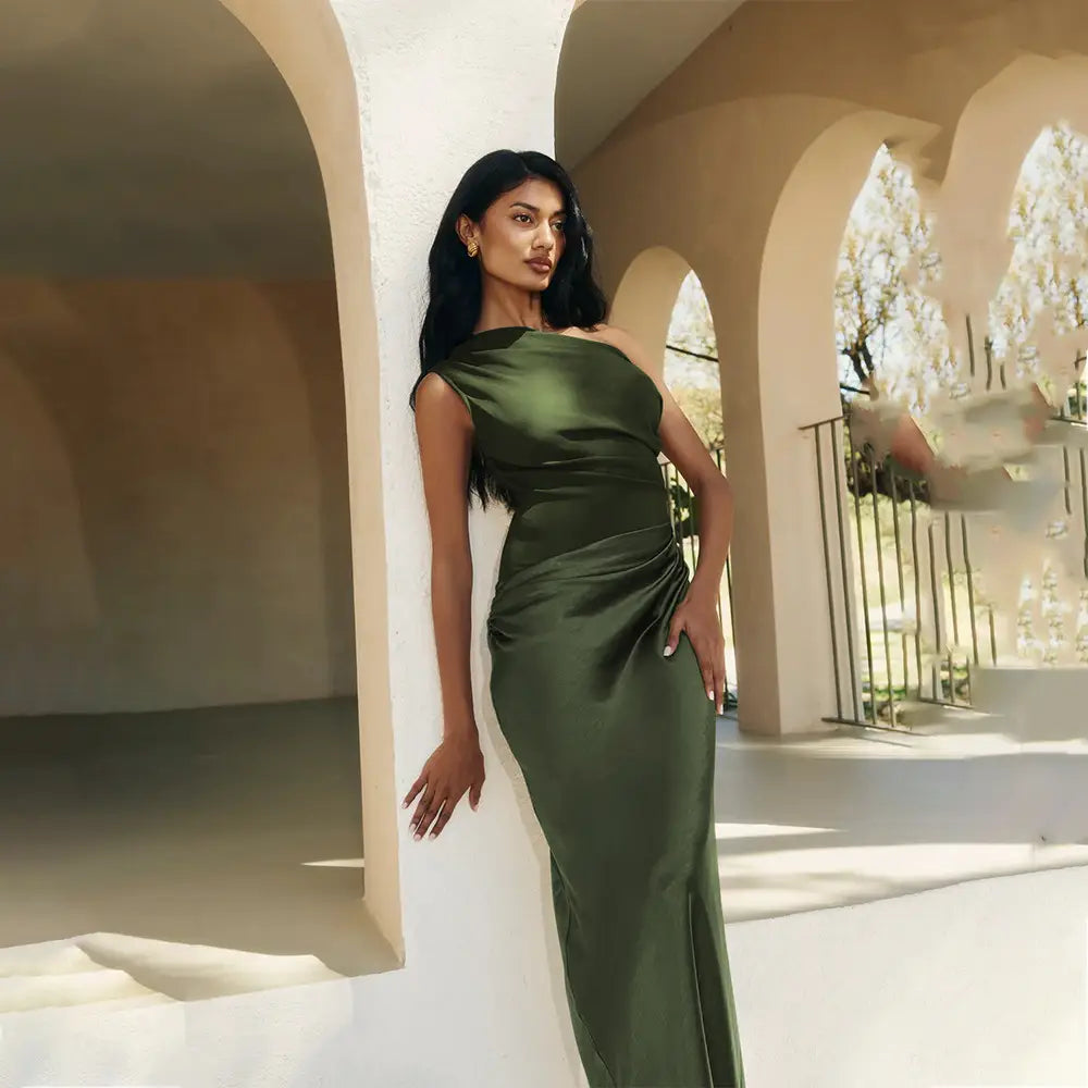 Satin Elegant Slim-fit One-shoulder Dress Sheath