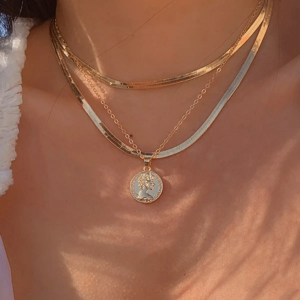 Multilayer Trend Elegant Jewelry Long Snake Chain Crystal - Norellé