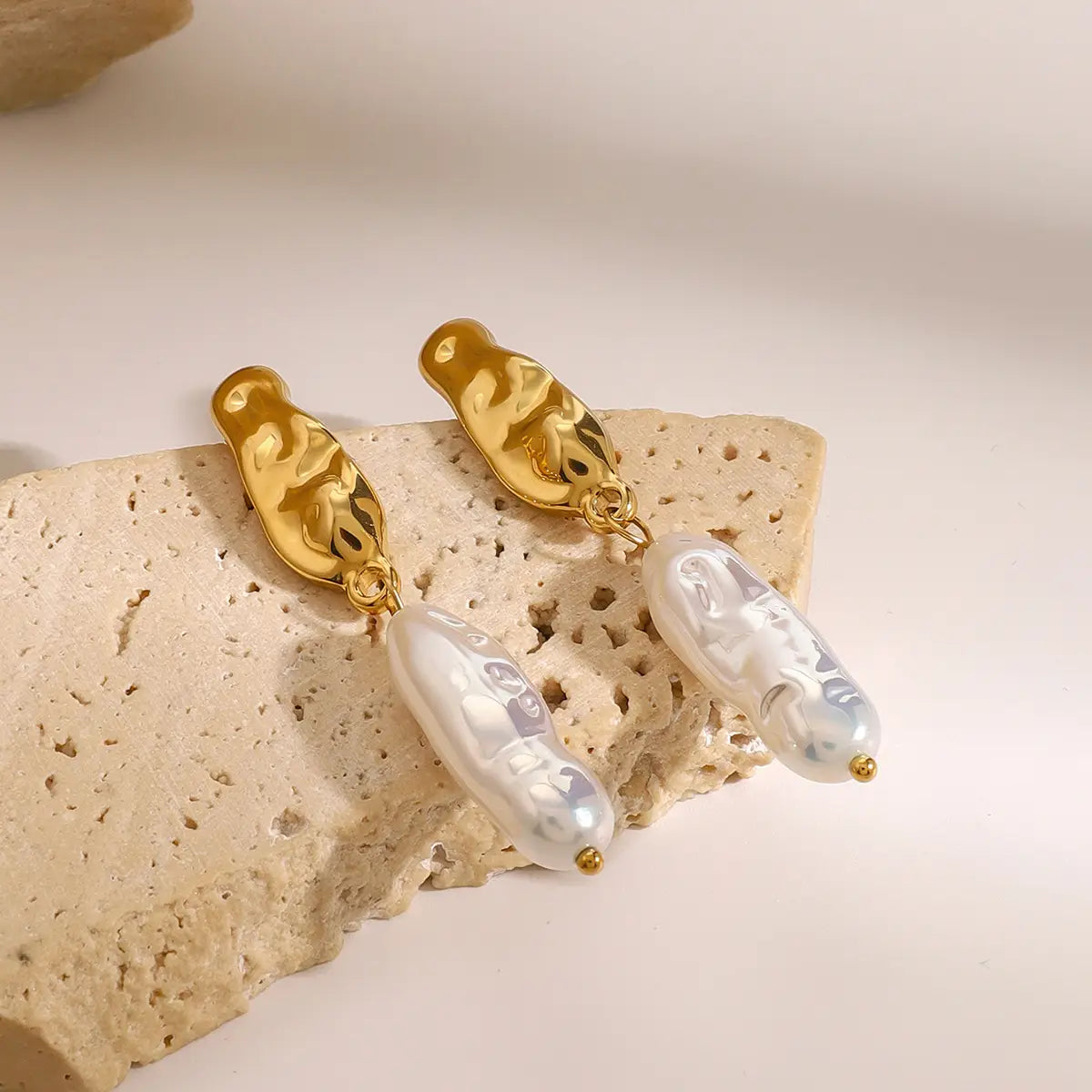 Stainless Steel Pearl Earrings High-grade