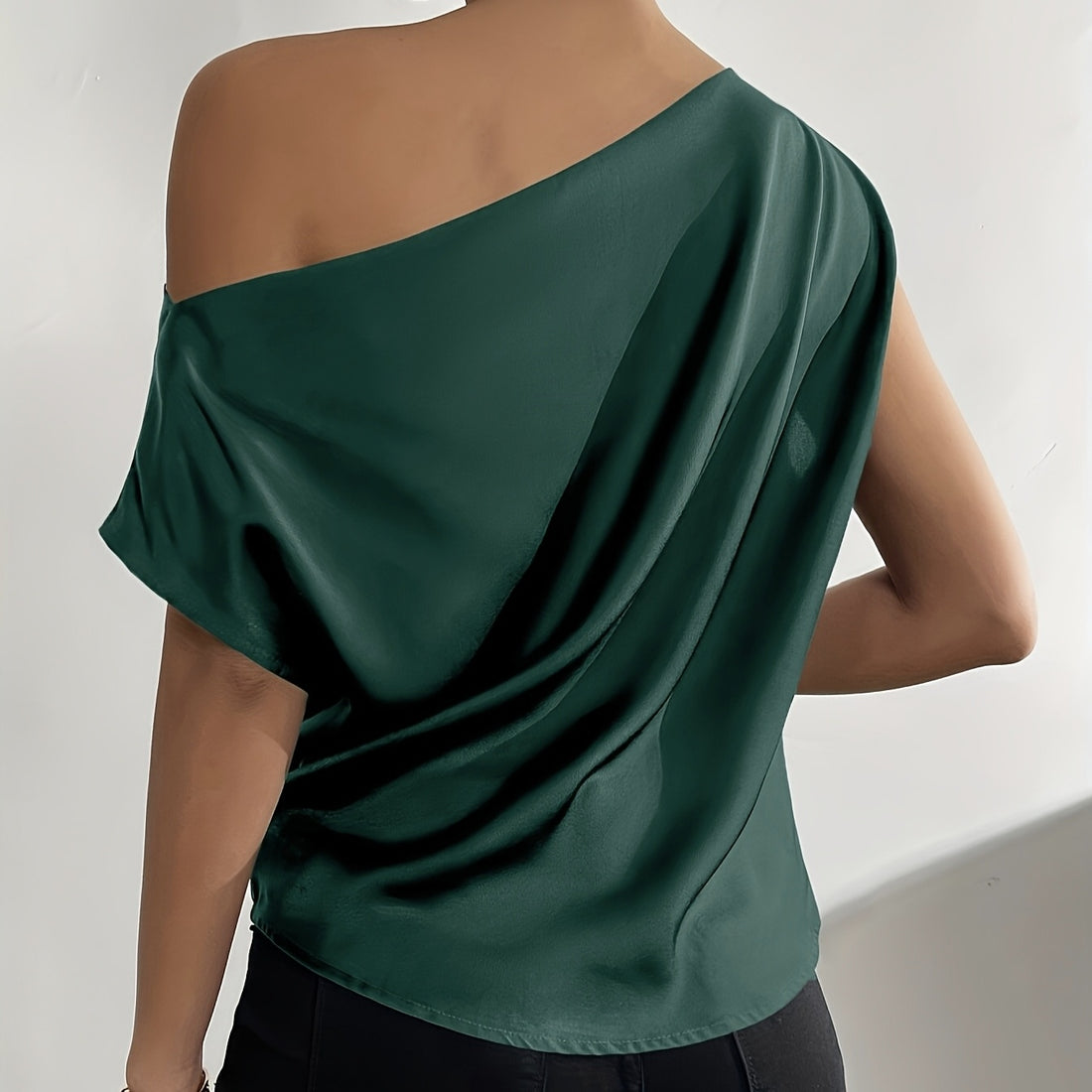 Ladies' Solid Color Asymmetrical Off Shoulder Top - Norellé