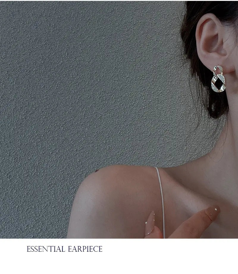 Diamond Micro-inlaid Female Ear Rings