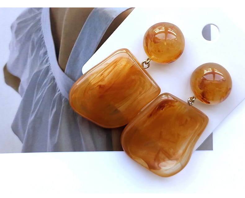 Metallic Texture Transparent Resin Earrings