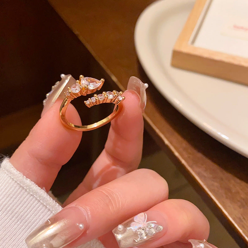 Niche High-grade Zircon Snake Ring - Norellé