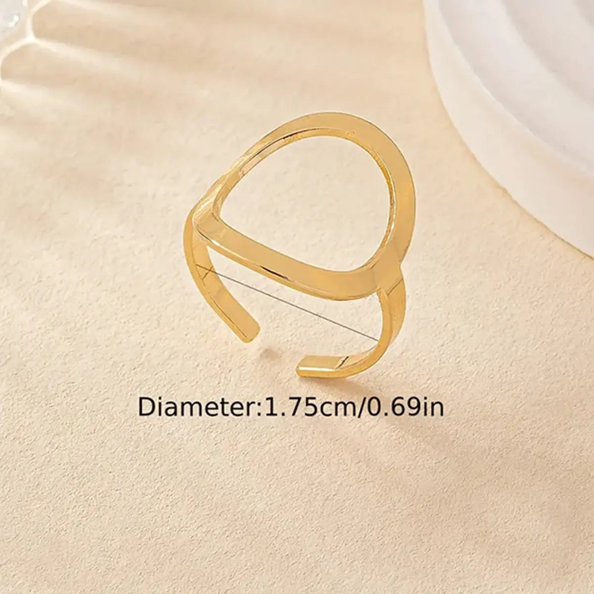 Round Hollow Ring Gold Fashion Style Index Finger Ring - Norellé