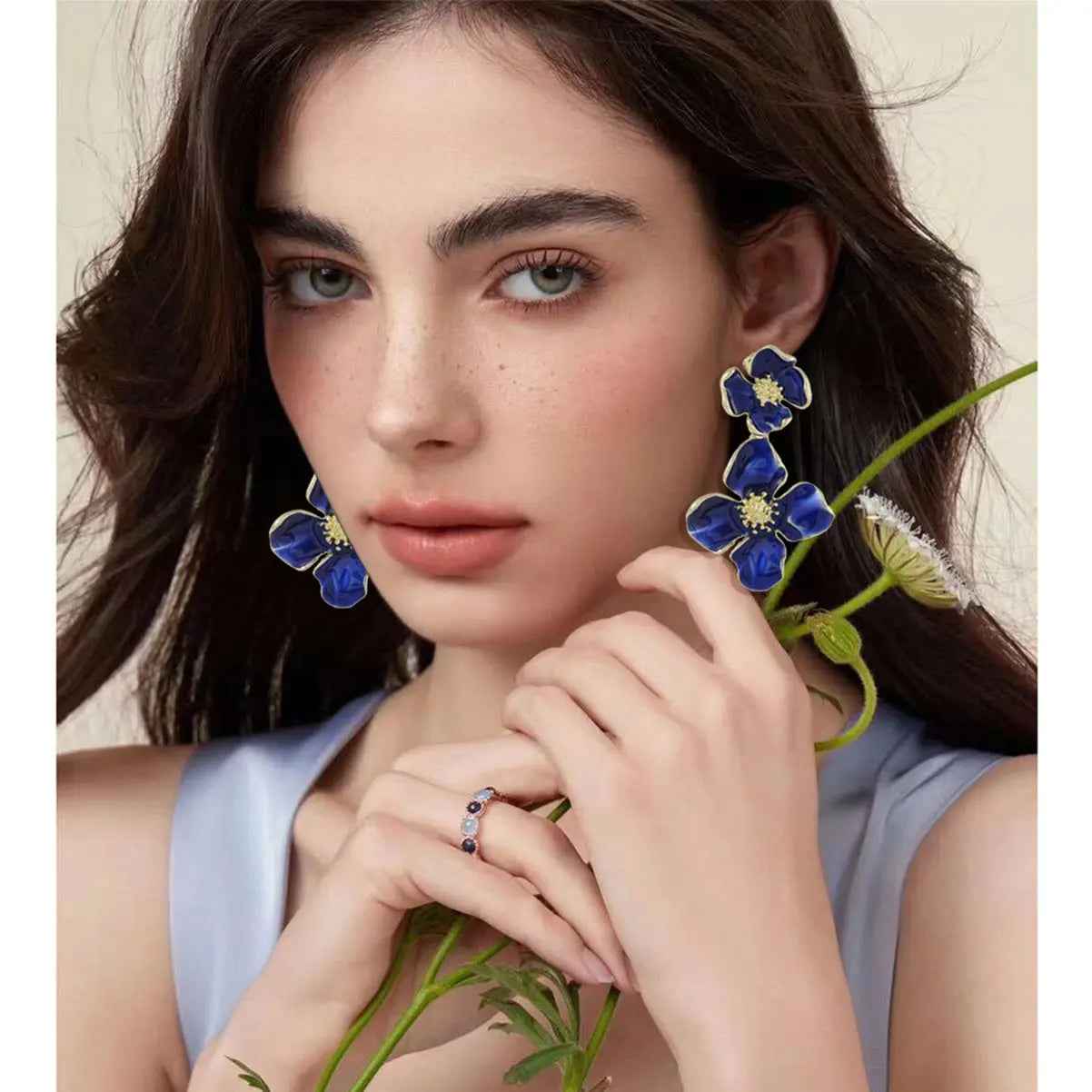Drop Oil Camellia Earrings Hong Kong Style Retro - Norellé