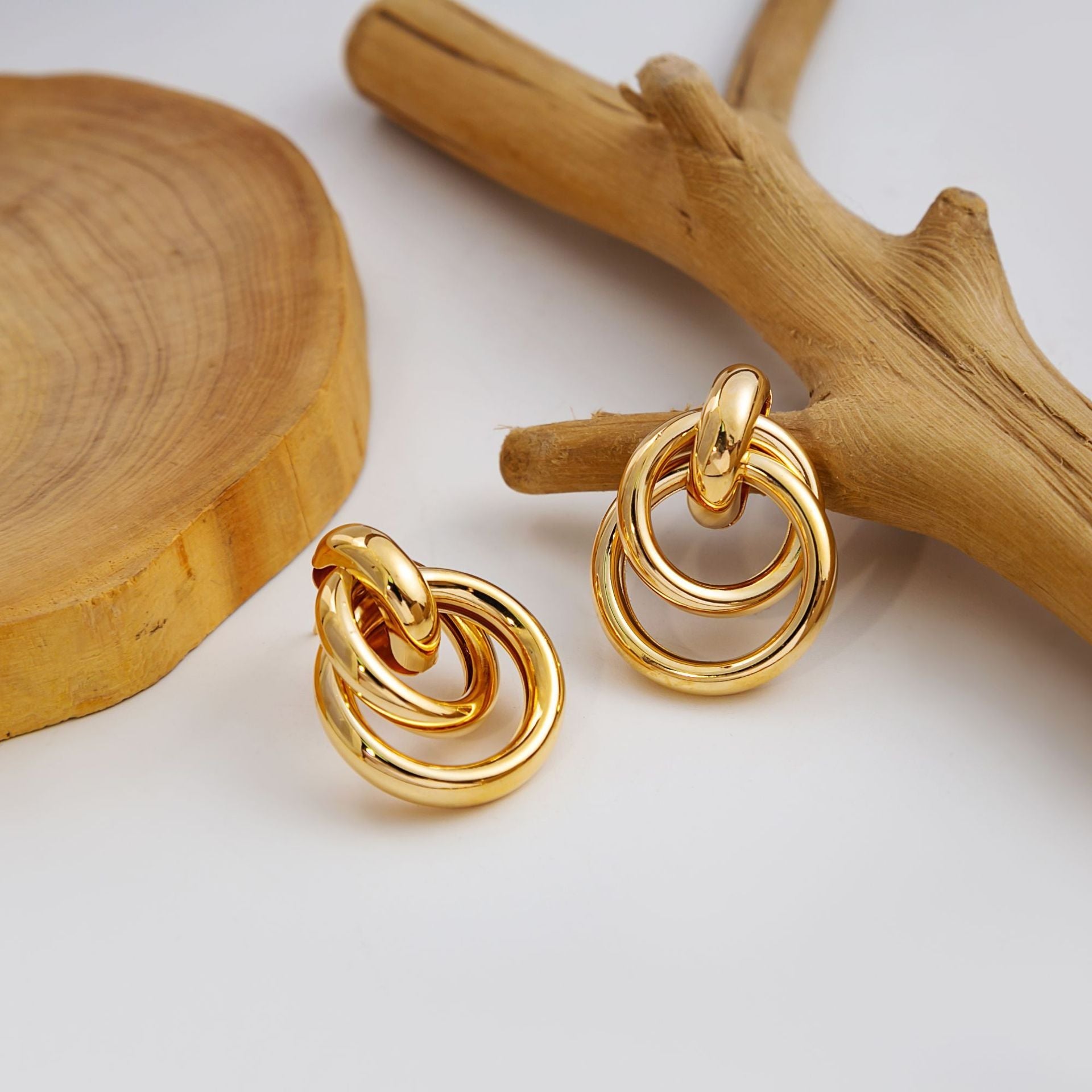 Fashion Geometry Pattern Stud Earrings Silver Needle Retro Hoop Earrings - Norellé