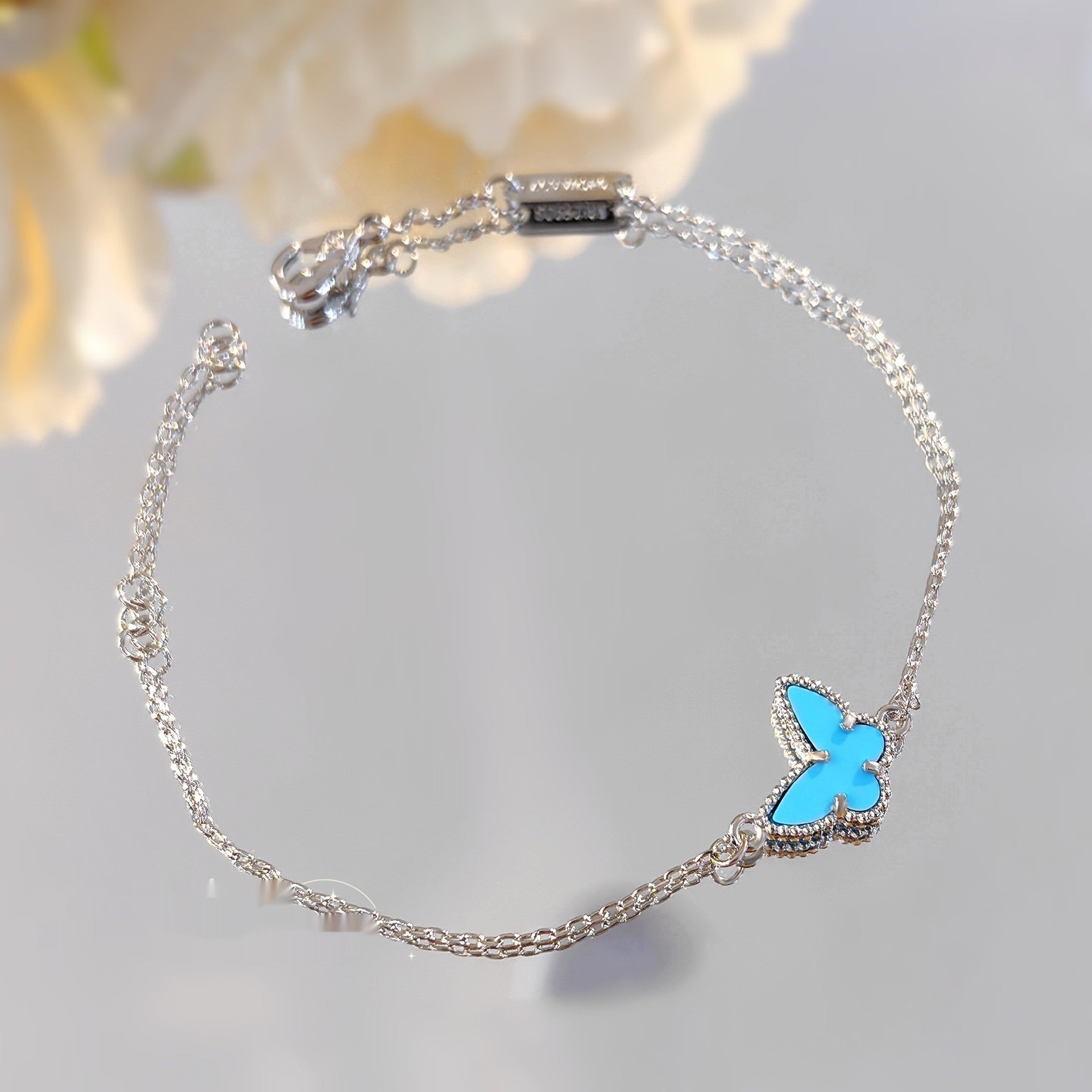 Fashion Blue Turquoise Bracelet - Norellé