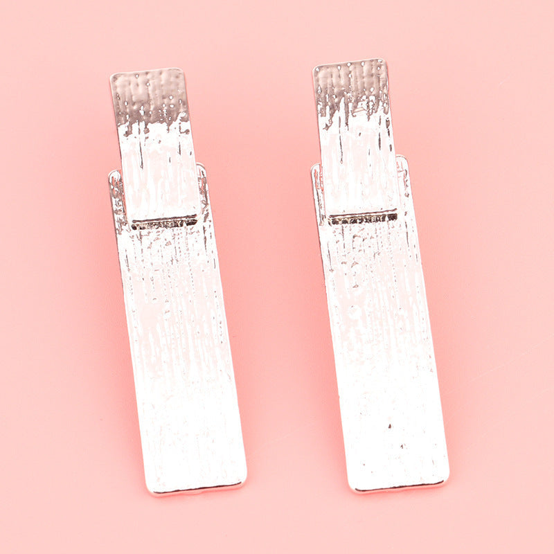 Fashion Exaggerated Irregular Earrings Simple Geometric Female Vintage Earrings - Norellé