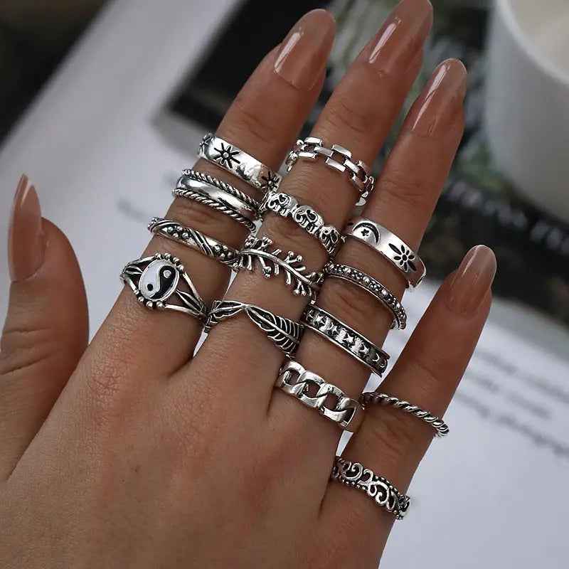 Women's Vintage Water Drop Diamond Ring Suit - Norellé
