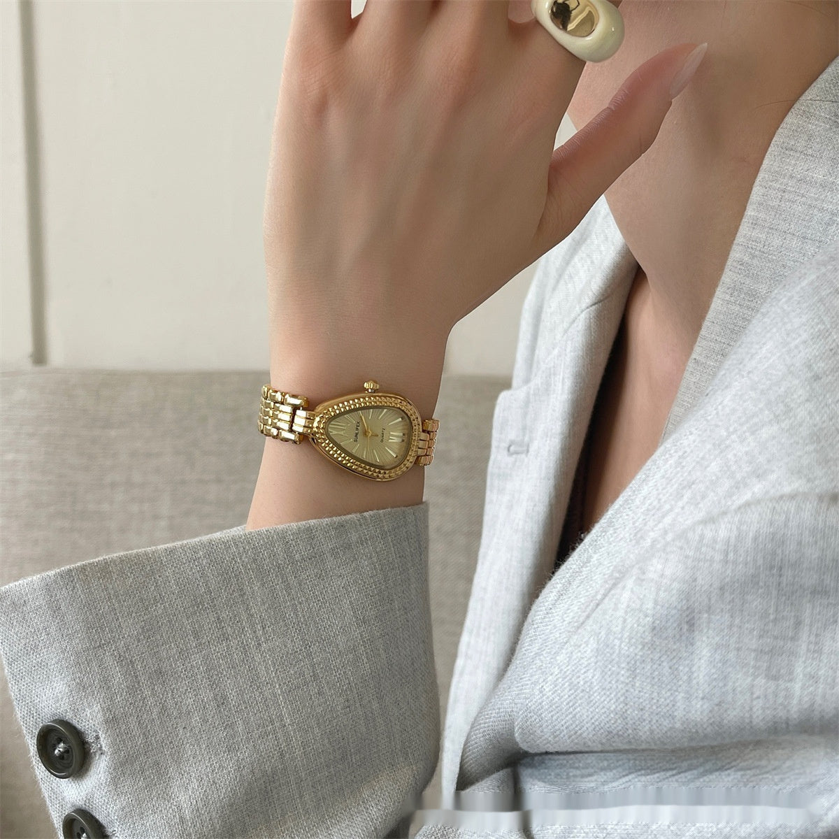Golden Snake Head Gorgeous Chain Watch Women - Norellé
