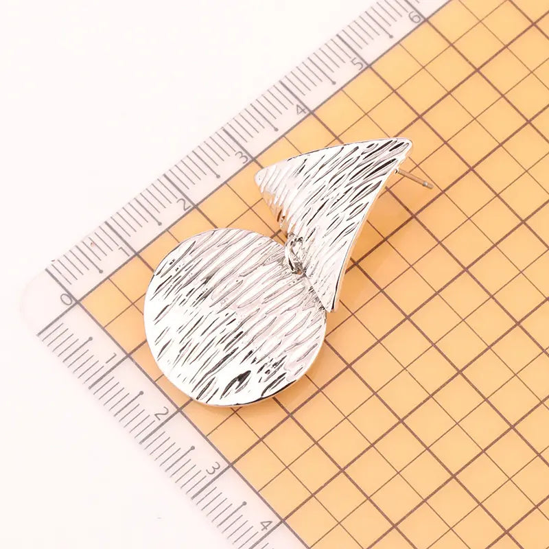 Fashion Exaggerated Irregular Earrings Simple Geometric Female Vintage