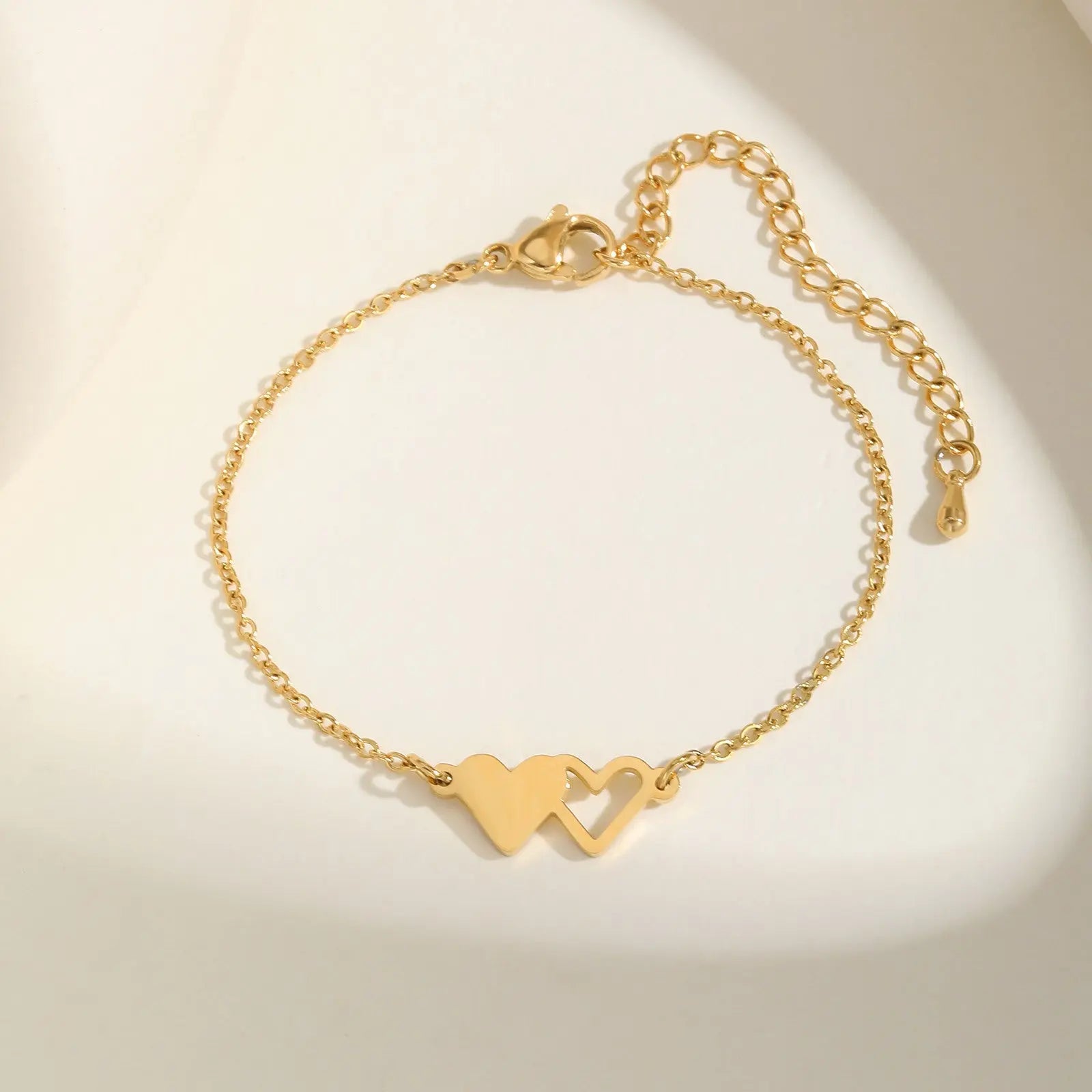 Stainless Steel Doppel Herz Bracelet Gold Women's - Norellé