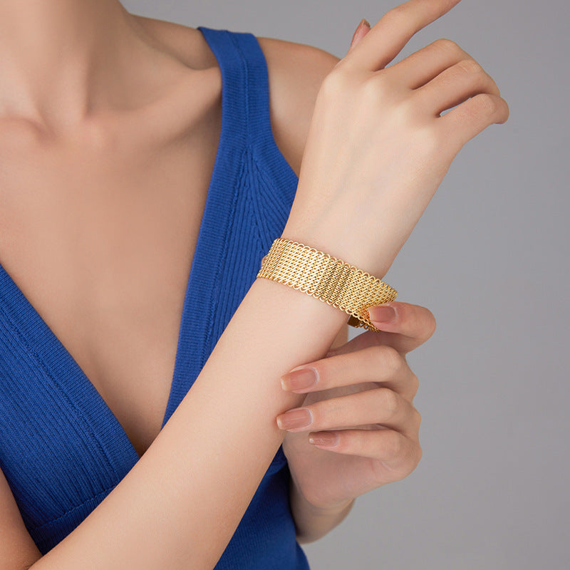 Simple And Light Luxury Temperament Ring Open-ended Bracelet - Norellé