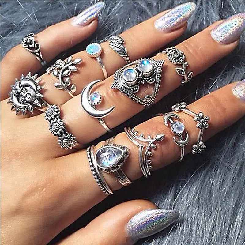 Women's Vintage Water Drop Diamond Ring Suit - Norellé