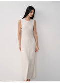 Limited Edition Baslan Merino Wool Extra Long Sleeveless Knit Dress - Norellé