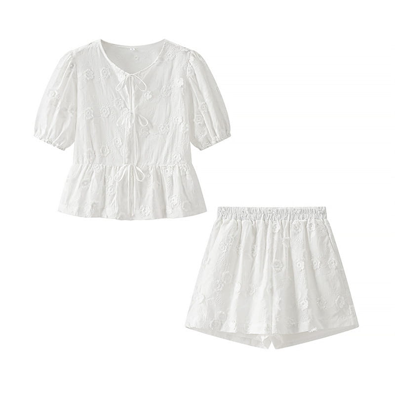 Flower Embroidered Cotton Short-Sleeved Shorts Two-piece Suit