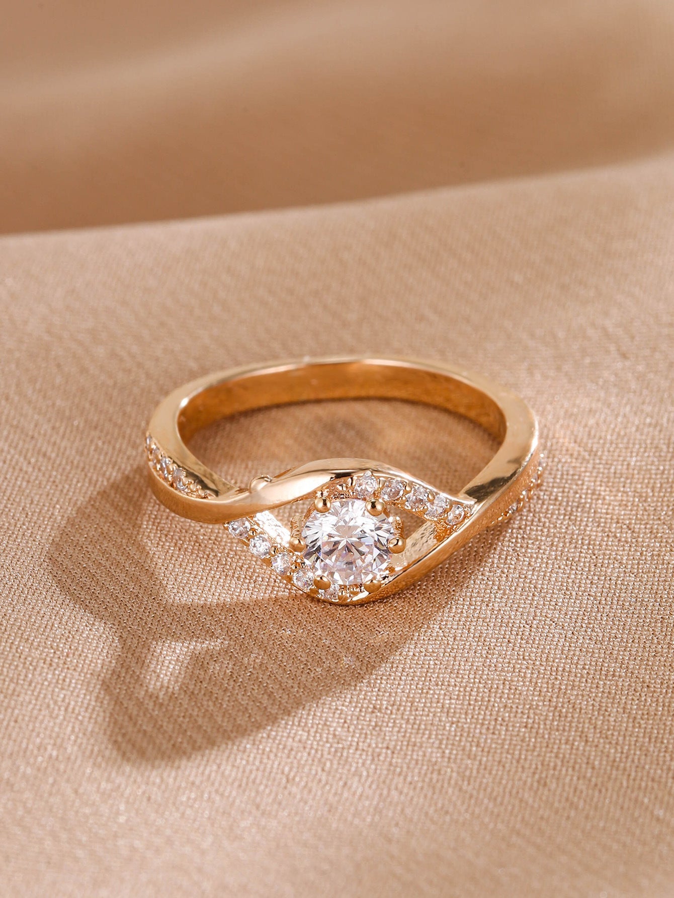Snow Snowflake Micro Setting Ring - Norellé