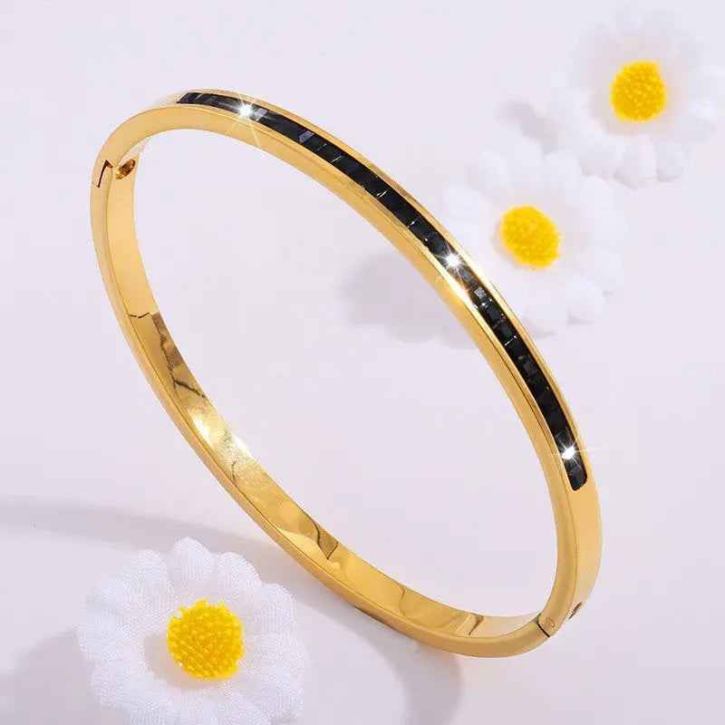 Titanium Steel Electroplated Diamond Silver Bracelet European And American Fashion Bracelet Ornament - Norellé
