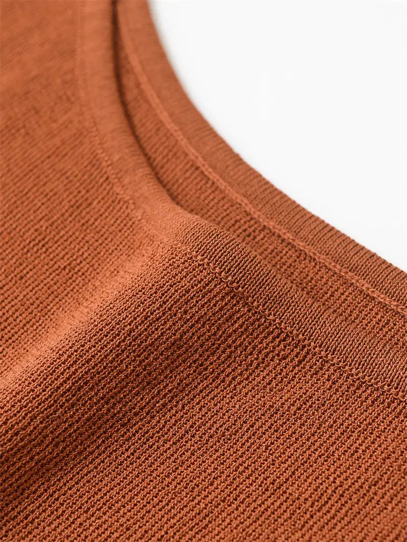 Classic Slim-fit Sleeveless Asymmetric Sweater