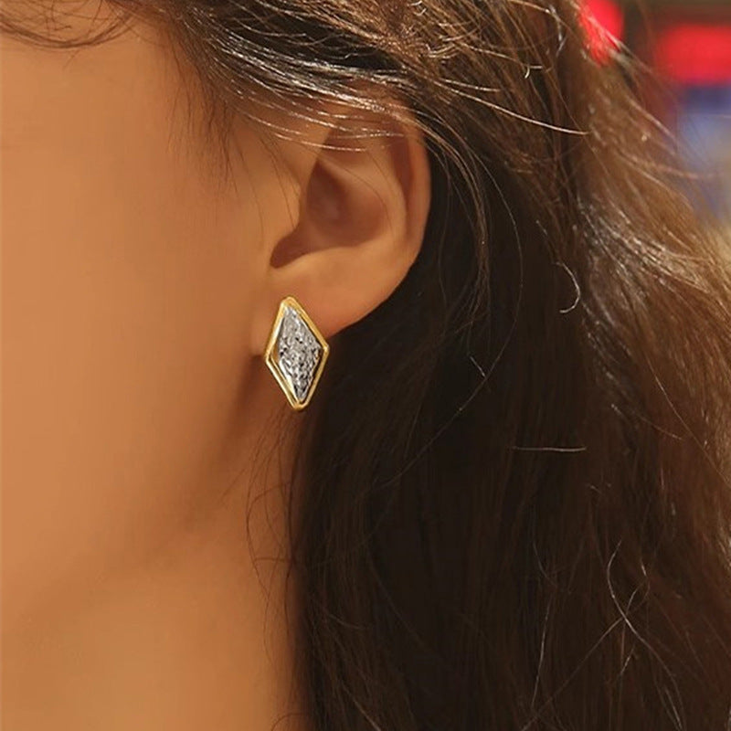 Rhombus Earrings Female Two-tone Geometric Design - Norellé