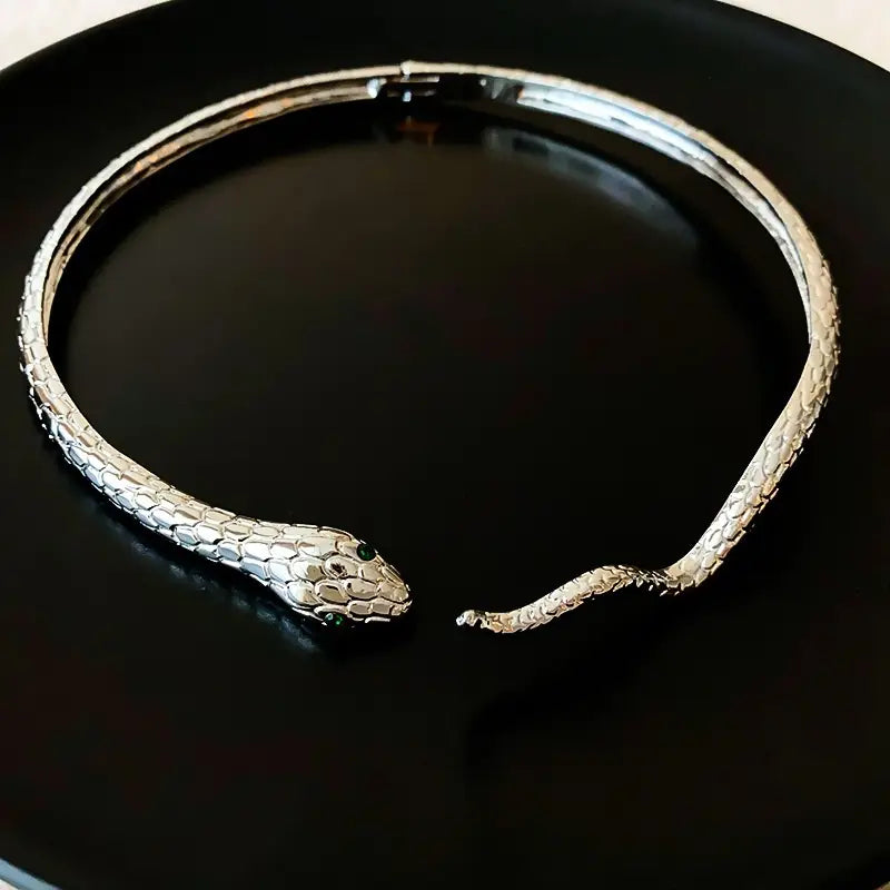 Cold Wind Diamond Snake Necklace Ornament