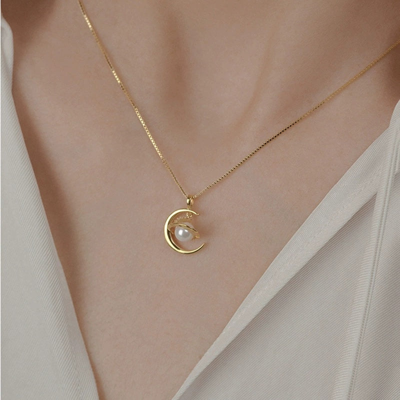 Women's Planet Necklace Niche Design Temperament Saturn Clavicle Chain Versatile - Norellé