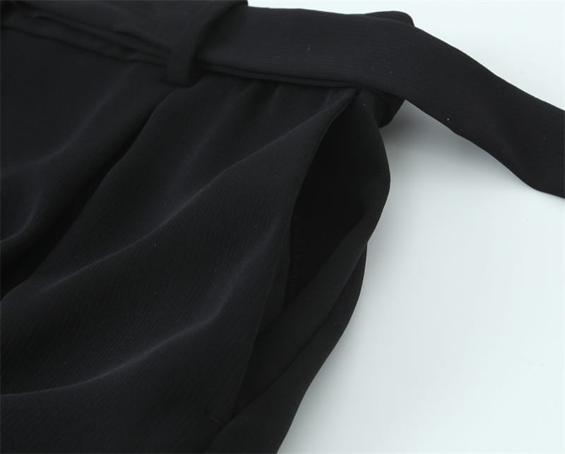 With Belt Pleated Casual Shorts